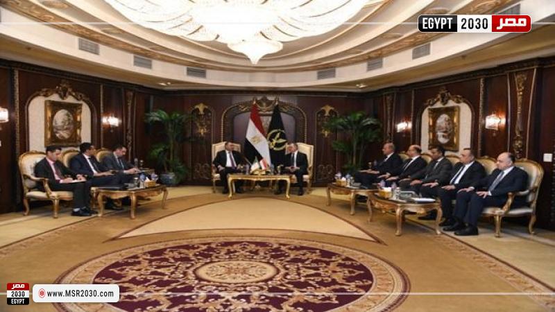 وزير الداخلية مع نظيره الجزائري  