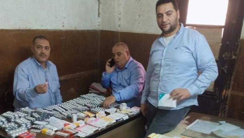 ضبط كمية من أدوية وزارة الصحة أمام مستشفى القوصية المركزي بأسيوط
