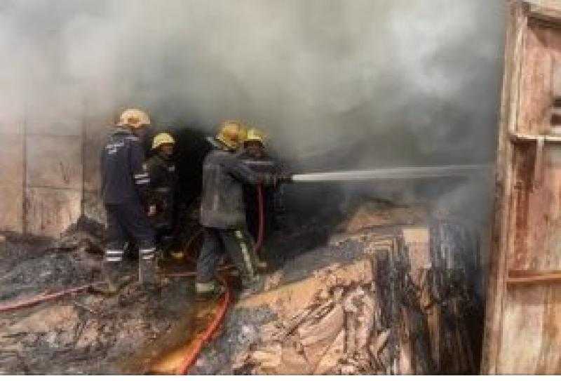 السيطرة على حريق في مزرعة الصرف الصحي بسوهاج