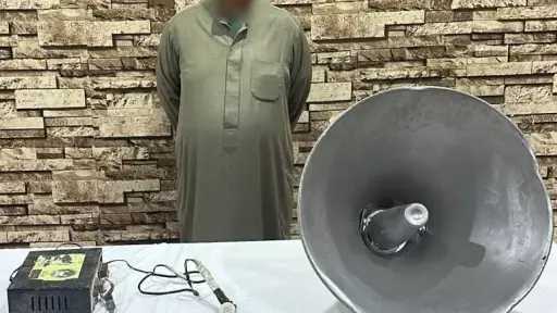 ضبط شخص يدعو لمرشح مستخدما مكبر صوت بمسجد... ضبط شخص يدعو لمرشح مستخدما مكبر صوت بمسجد فى دار السلام