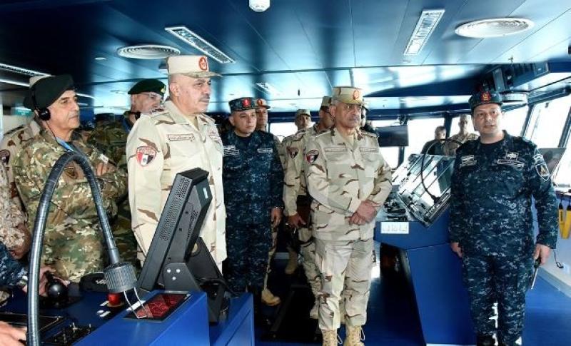 وزير الدفاع والإنتاج الحربى يشهد تنفيذ المرحلة الرئيسية للتدريب المشترك ” ميدوزا - 14 ”