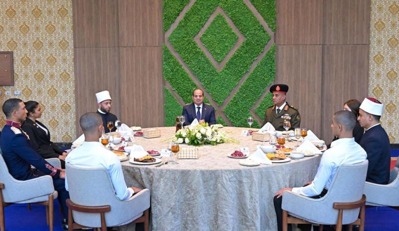الرئيس السيسي للأئمة: كونوا حرّاسًا للحرية.. ونحن ضد التخريب والتمييز أيًا كان شكله
