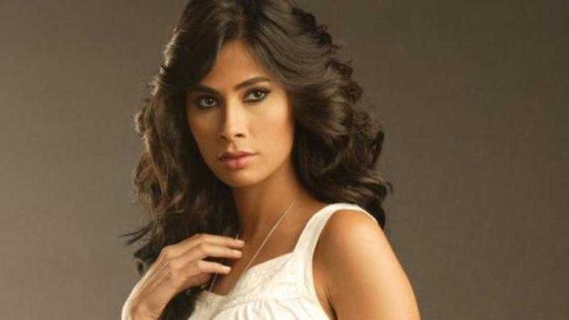 والدة الفنانة روبي تخضع لعملية جراحية جديدة بسبب تدهور حالتها الصحية