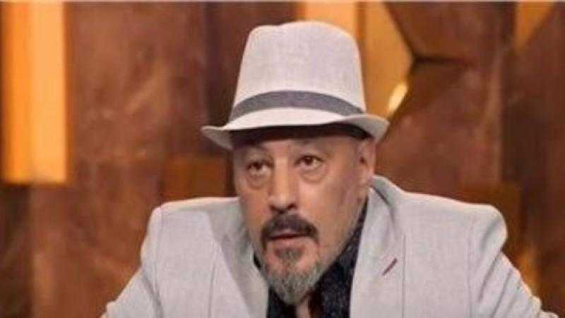 حريق داخل شقة عمرو عبد الجليل في لوكيشن تصوير مسلسل ”الكينج”