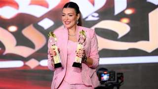 تكريم الإعلامية شريهان أبو الحسن كأفضل مذيعة منوعات عن برنامج ”ست ستات” في ملتقى التميز والإبداع