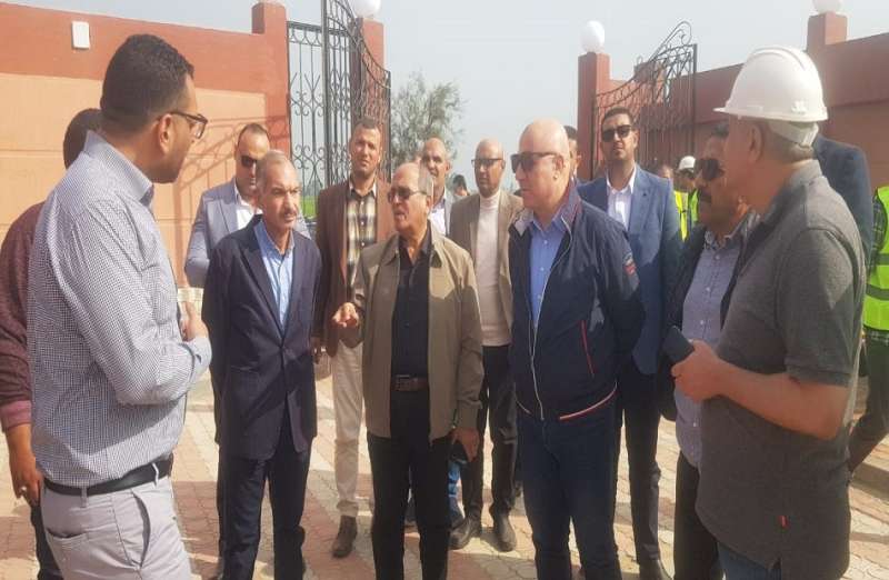 رئيس القابضة لمياه الشرب يتفقد مشروعات الصرف الصحي بكفرالشيخ