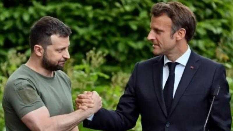 لقاء مرتقب يجمع زيلينسكي وماكرون في باريس.. الإثنين
