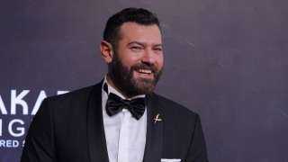 عمرو يوسف يرد على مزاعم تجاهله لدينا الشربيني في عرض ”درويش”