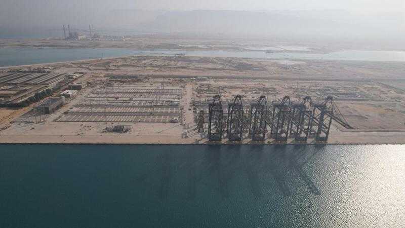 استكمال وتطوير ميناء السخنة لتحويل مصر لمركز لوجستي عالمي