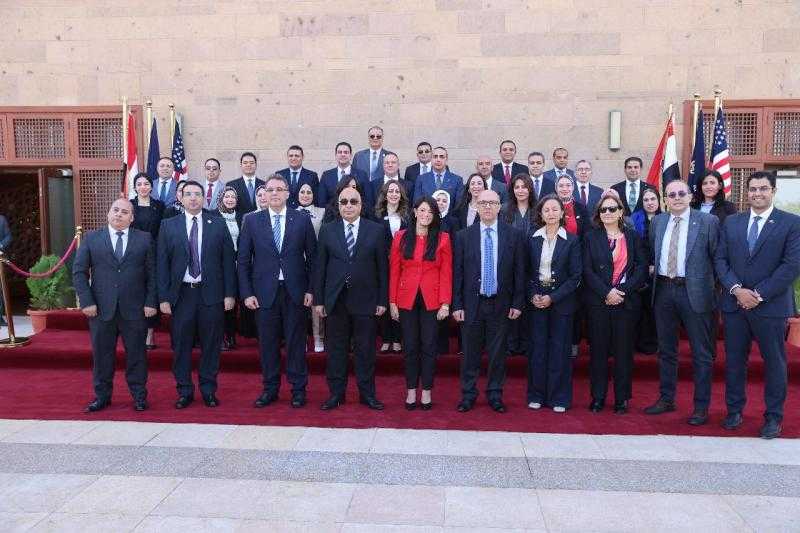 وزيرا العدل والتخطيط يشهدان تخريج دفعة جديدة من كوادر الجهات القضائية ببرنامج قيادة التغيير