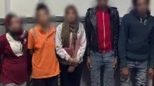 ضبط المتهمين بإجبار طفلهما على التسول بشوارع الإسماعيلية ضبط المتهمين بإجبار طفلهما على التسول بشوارع الإسماعيلية