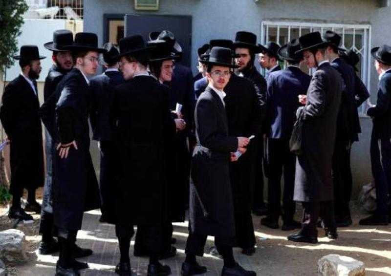 معركة التجنيد تشتعل في إسرائيل: الحريديم بين الإعفاء والرفض.. والائتلاف على حافة الانقسام