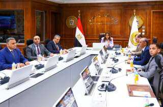 وزيرة التنمية المحلية تتابع منظومة المتغيرات المكانية بالمحافظات... وزيرة التنمية المحلية تتابع منظومة المتغيرات المكانية بالمحافظات وتشدّد على الإزالة الفورية للبناء المخالف