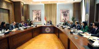 رئيس الوزراء يستعرض تحديث وثيقة سياسة ملكية الدولة ويدعم خطة إعادة هيكلة الشركات المملوكة لضمان الكفاءة وجذب الاستثمارات