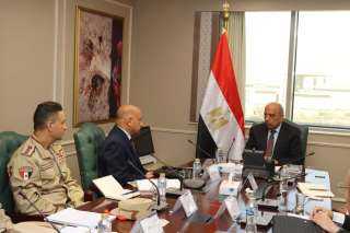 وزير الكهرباء يجتمع برؤساء الشركة المصرية للتعدين والجهاز التنفيذي للإشراف على مشروعات المحطات النووية