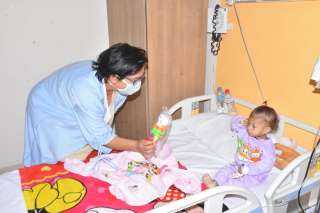 سائحة بلجيكية تنشر البهجة في الأقصر.. يوم ترفيهي للأطفال محاربي السرطان