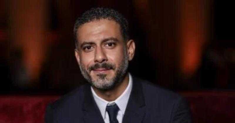 محمد فراج يستعد لعرض مسلسل ”أب ولكن” بعد نجاح ”ورد وشوكولاتة”