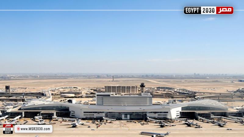 ترامب يعلن اعتزامه إعادة بناء مطار دالاس