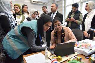 نائب وزير الصحة تجري جولة ميدانية بوحدات الرعاية الأولية بالجيزة