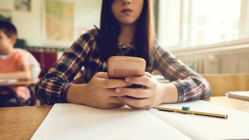 أستراليا تحظر وصول من هم دون 16 عاما إلى منصات التواصل الاجتماعي