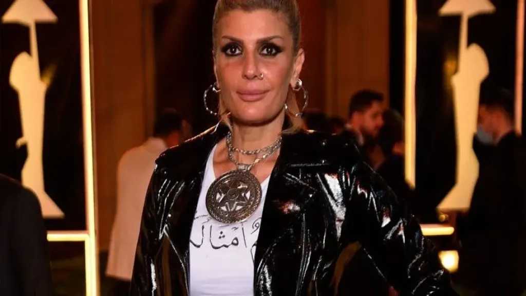 فيدرا تدعم منى زكي بعد الانتقادات حول فيلم ”الست”