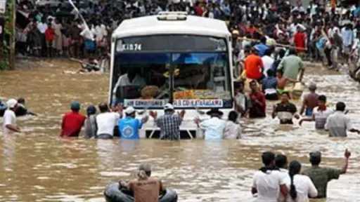 ارتفاع ضحايا فيصانات سريلانكا والانهيارات الأرضية