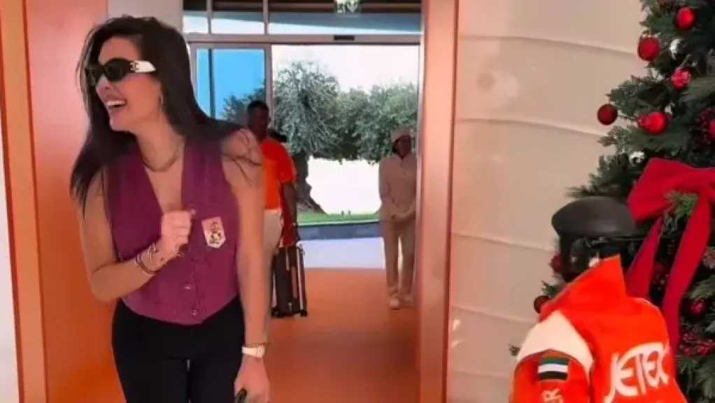 ياسمين صبري تتألق بإطلالة كاجوال في أبو ظبي