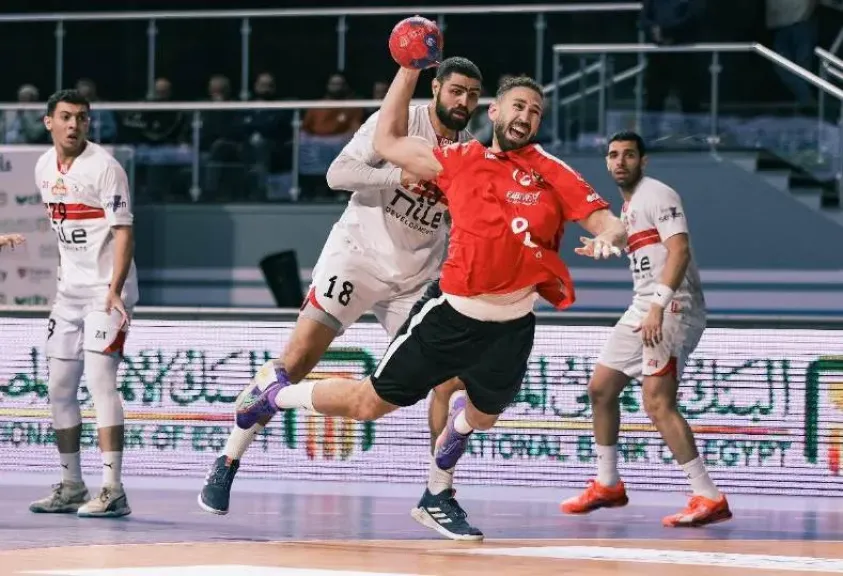 يد الأهلي والزمالك