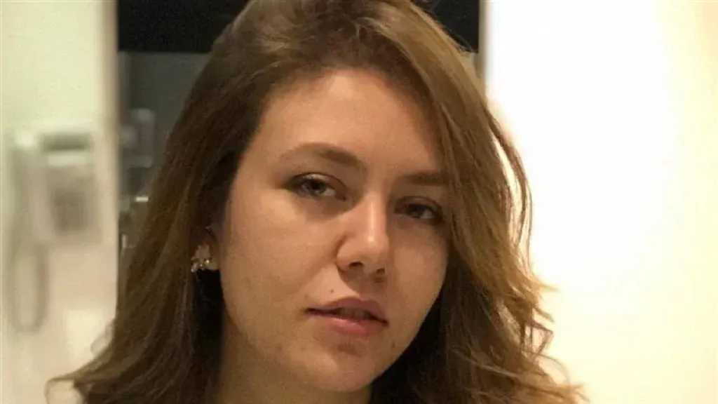 بسبب خطأ طبي..رحمة حسن تُثير القلق بين متابعيها بعد تساقط شعرها