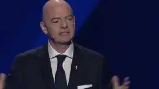 إنفانتينو يعزي أبو ريدة في وفاة صابر عيد نجم غزل المحلة الراحل