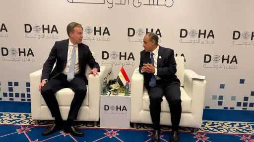 وزير الخارجية يلتقي مع رئيس المنتدى الاقتصادي العالمي وزير الخارجية يلتقي مع رئيس المنتدى الاقتصادي العالمي