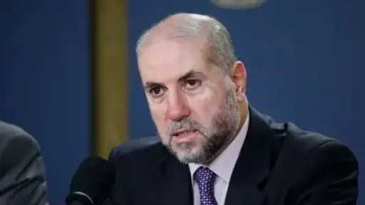 مستشار رئيس فلسطين: محاولة اختزال المقاومة في حماس تقزيم لشعبنا ونضاله