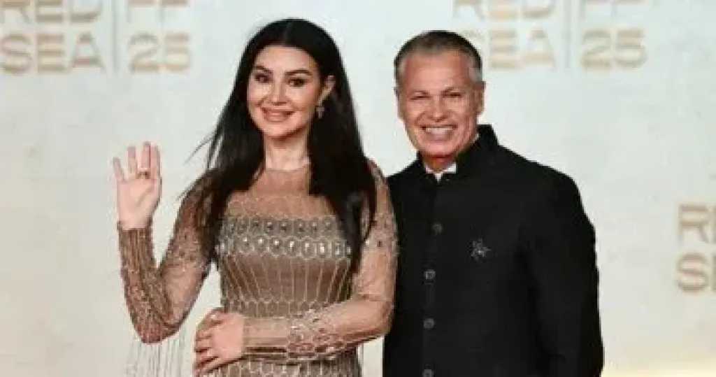 أجواء رومانسية تجمع أروى جودة وزوجها على السجادة الحمراء لمهرجان البحر الأحمر