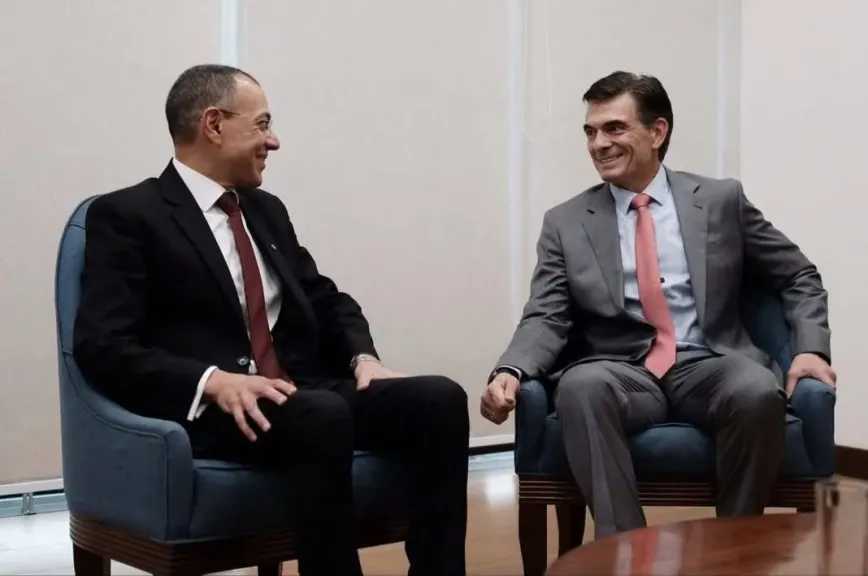 السفير المصري في لاباز يلتقي رئيس جمهورية بوليفيا