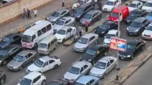 قبل ما تنزل من بيتك.. اعرف تفاصيل الحالة... قبل ما تنزل من بيتك.. اعرف تفاصيل الحالة المرورية في القاهرة والجيزة