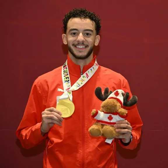 عاجل| محمد السيد يتوج بذهبية كأس العالم لسلاح سيف المبارزة في فانكوفر بعد الفوز على لاعب إسرائيل