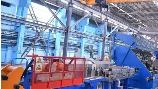 باستثمارات 17.5 مليون دولار.. مصر للألومنيوم تبدأ التشغيل... باستثمارات 17.5 مليون دولار.. مصر للألومنيوم تبدأ التشغيل التجريبي لمشروع إنتاج السلك