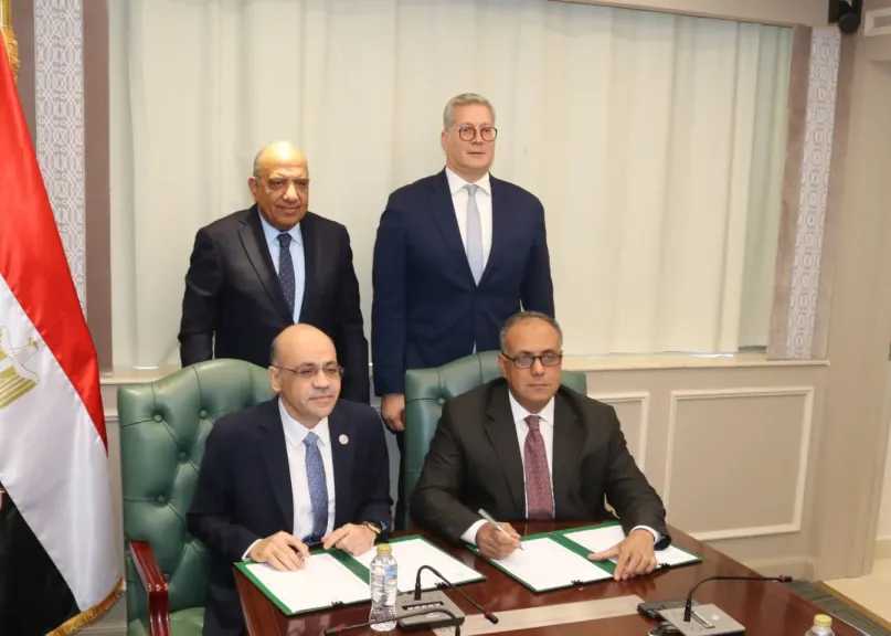 وزيرا الكهرباء والبترول يشهدان توقيع بروتوكول تعاون بين الهيئة العامة للبترول والمواد النووية