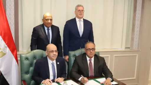 وزيرا الكهرباء والبترول يشهدان توقيع بروتوكول تعاون بين... وزيرا الكهرباء والبترول يشهدان توقيع بروتوكول تعاون بين الهيئة العامة للبترول والمواد النووية