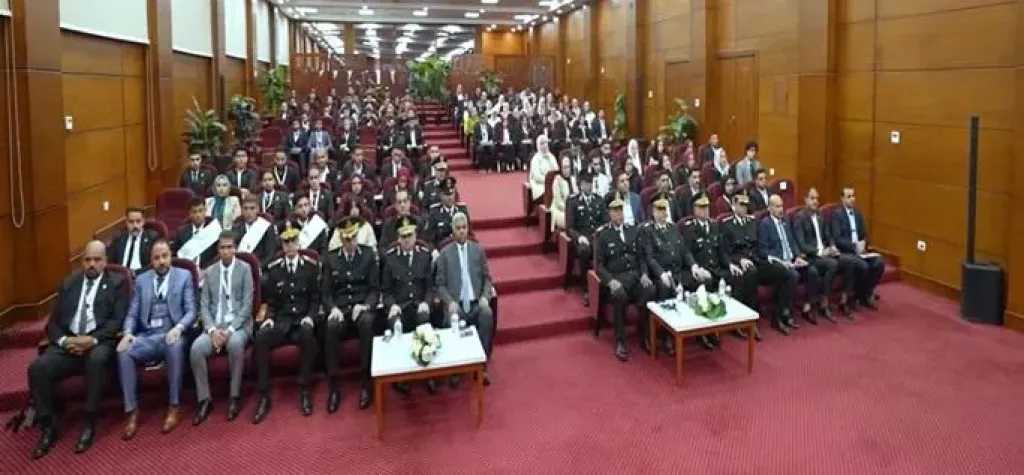 الداخلية تنظم ورش عمل لطلبة الجامعات بعنوان ”دور الجهاز الحكومى فى مواجهة مخططات إسقاط الدول”