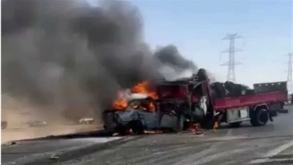 مصرع 4 أشخاص وإصابة 2 آخرين  في تصادم سيارتين بالمنيا