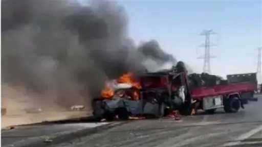 مصرع 4 أشخاص وإصابة 2 آخرين في... مصرع 4 أشخاص وإصابة 2 آخرين في تصادم سيارتين بالمنيا