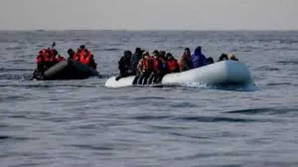 مصرع 18 مهاجرا على الأقل إثر غرق قارب مطاطي جنوب جزيرة كريت اليونانية وإنقاذ اثنين