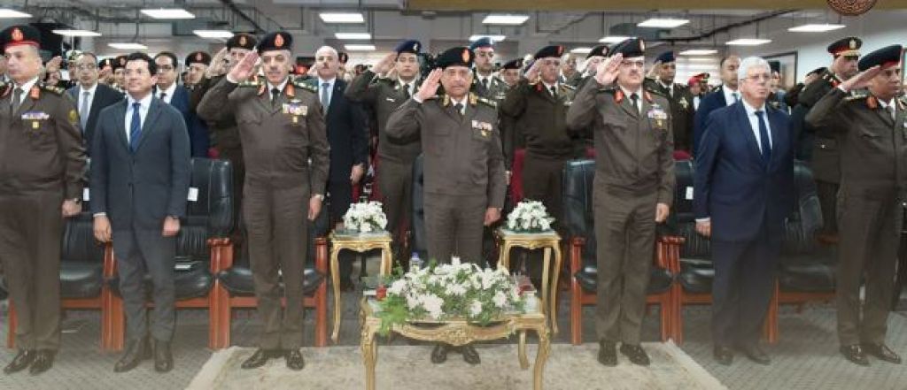 وزير الدفاع يشهد مناقشة البحث الرئيسي للأكاديمية العسكرية للدراسات العليا والاستراتيجية