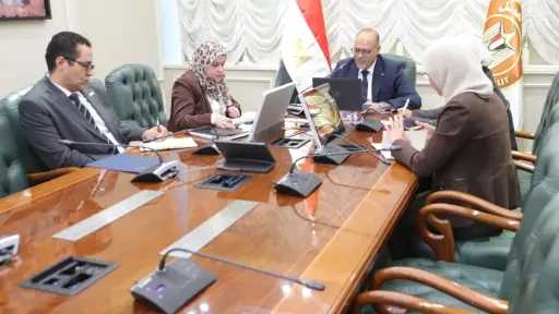 وزير العمل يعقد اجتماعًا مع مسؤولي البنك الدولي لبحث الملفات ذات الاهتمام المشترك