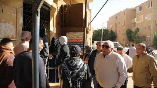 محافظ الوادي الجديد يوجّه بتحرير مخالفة و توقيع غرامة و إنذار بالغلق لأحد مخابز بالخارجة