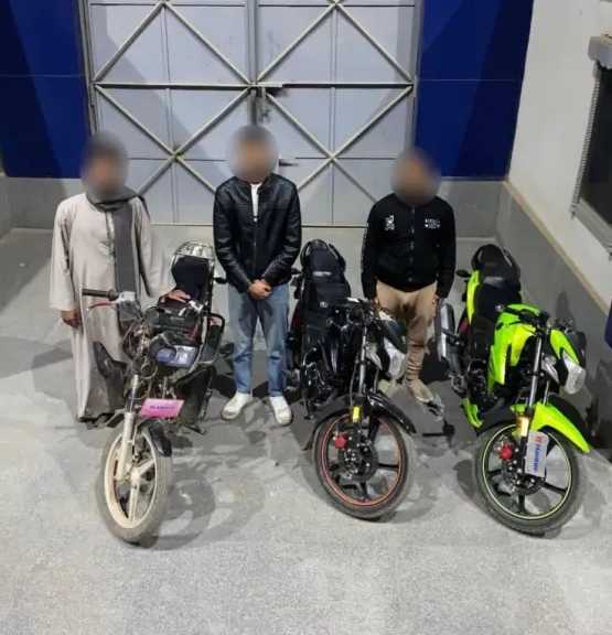 ضبط 3 متسابقين بالدراجات النارية بعد تداول فيديو بأسيوط