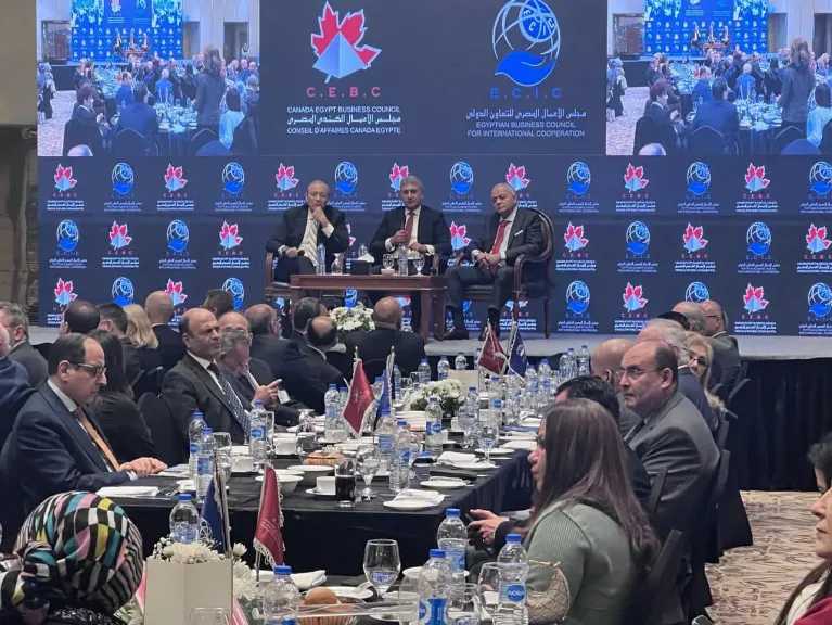 وزير السياحة: 4 ملايين زائر للمواقع الأثرية في مصر خلال 2025.. و19 مليون سائح متوقع بنهاية العام