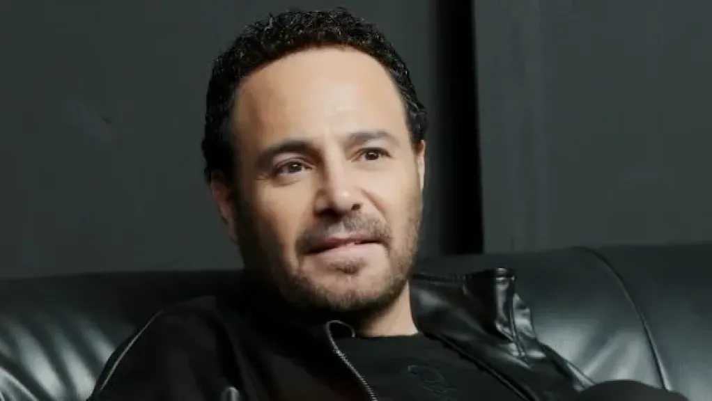 عاصي الحلاني يطرح أغنية رومانسية جديدة بعنوان «كوني القمر»