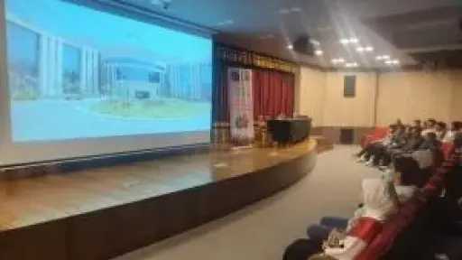 لقاءات توعوية للطلاب عن مخاطر المخدرات بمبادرة وزارة الداخلية